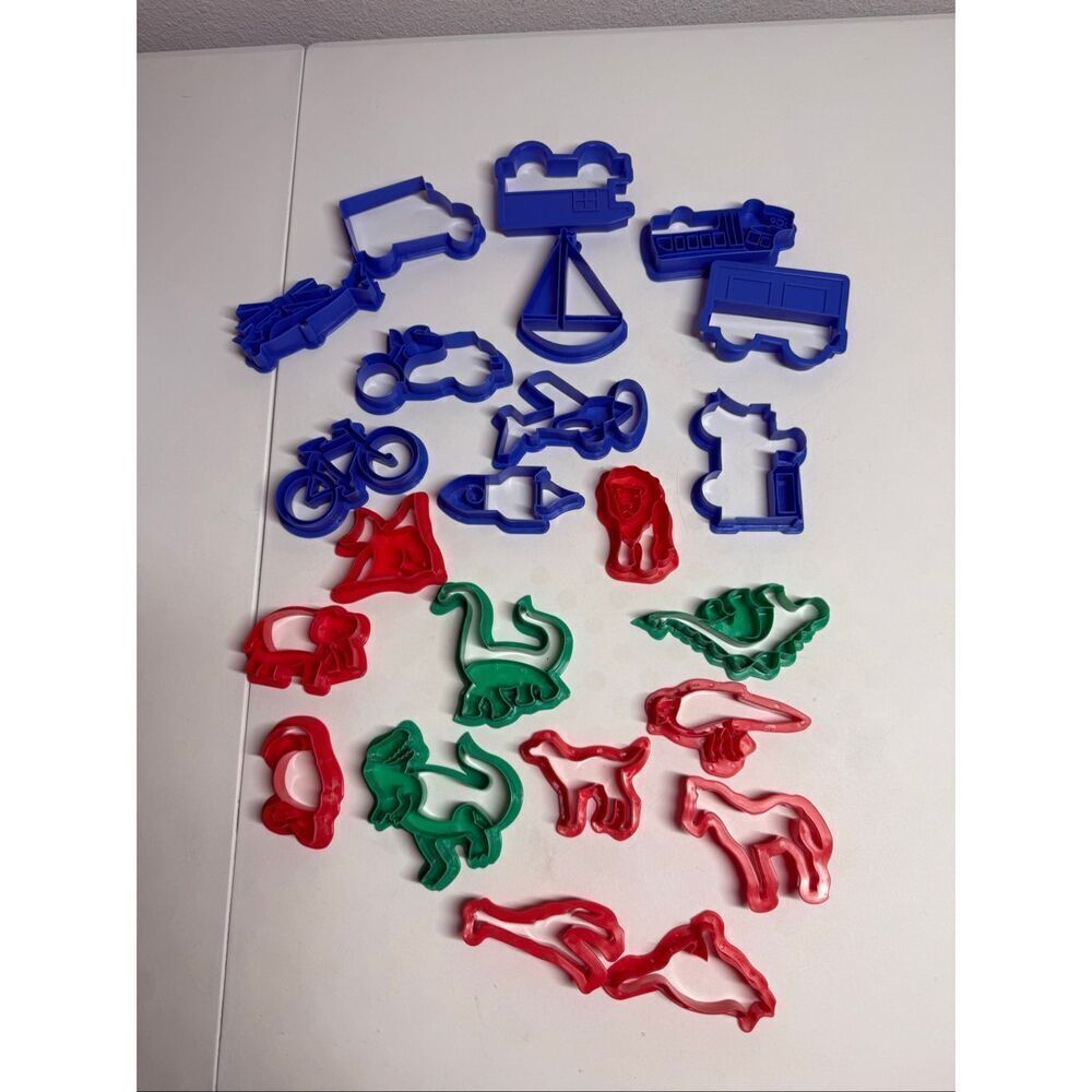 Lot of 23 Cookie Cutter Holiday’s Animals Vehicles